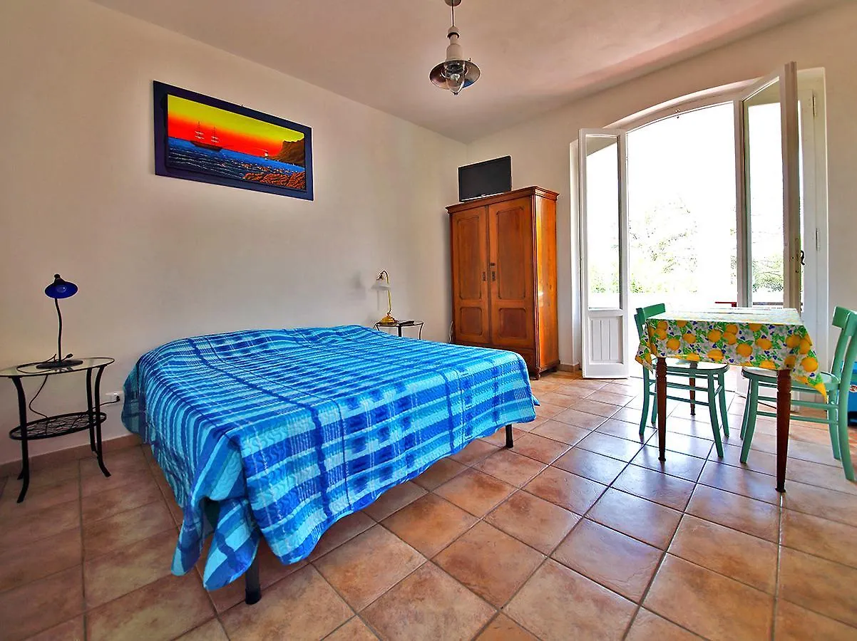 Casa Balena Bianca Apartment Lacona Italy